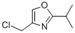 4-(Chloromethyl)-2-(1-methylethyl)oxazole Structure,39624-97-0Structure