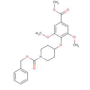 4-(2,6-Dimethoxy-4-methoxycarbonyl-phenoxy)-piperidine-1-carboxylic acid benzyl ester Structure,700804-22-4Structure